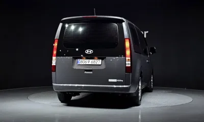 Hyundai Staria 2025, 16405 км, за 17876.87 USD