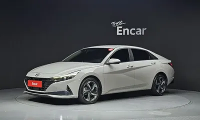 Hyundai Avante · 2022 год