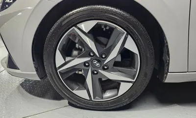 Hyundai Avante 2022, 25699 км, за 19495.54 USD