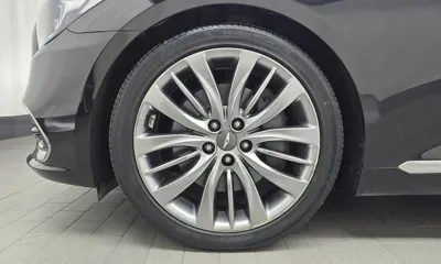 Genesis G80 2019, 131734 км, за 12913.9 USD
