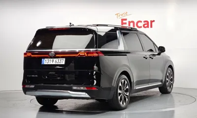 Kia Canival 2021, 74448 км, за 15562.9 USD