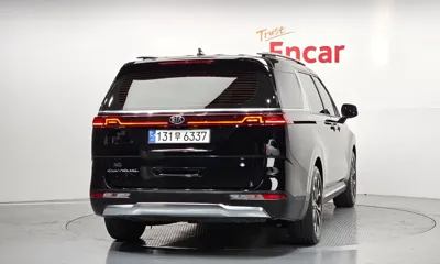 Kia Canival 2021, 74448 км, за 15562.9 USD