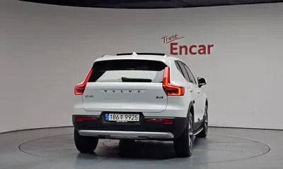 Volvo XC40 2023, 15967 км, за 24052.52 USD