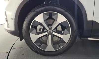Volvo XC40 2023, 15967 км, за 24052.52 USD