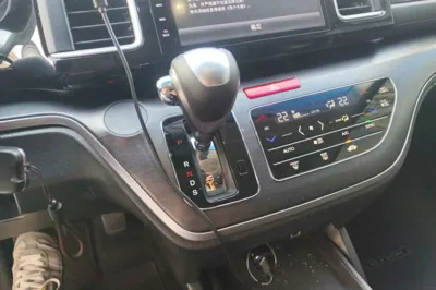 Honda Elysion 2016, 122000 км, за 13691 USD - фото 23