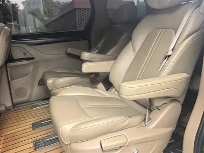 Buick GL8 2021, 103200 км, за 21894.81 USD - фото 8