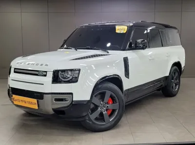 Land Rover Defender · 2023 год