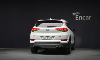 Hyundai Tucson 2016, 102402 км, за 9432.74 USD