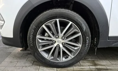 Hyundai Tucson 2016, 102402 км, за 9432.74 USD
