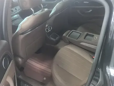 Mercedes-Benz E-Class 2022, 92200 км, за 41139.49 USD - фото 11