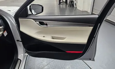 Hyundai Grandeur 2023, 82059 км, за 19516.02 USD - фото 25