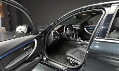 BMW 3-Series 2017, 113198 км, за 11376.19 USD - фото 10