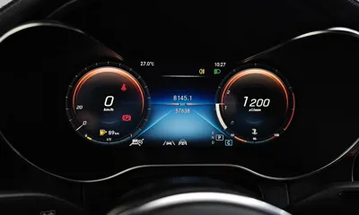 Mercedes-Benz GLC-Class 2021, 57638 км, за 28160.69 USD - фото 8