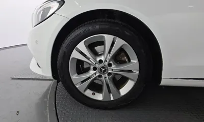 Mercedes-Benz C-Class 2018, 110741 км, за 10966.43 USD