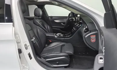 Mercedes-Benz C-Class 2018, 110741 км, за 10966.43 USD - фото 26