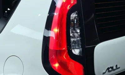Kia Soul 2015, 108306 км, за 4141.59 USD - фото 23