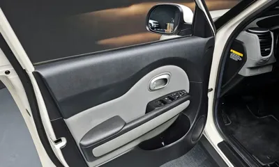 Kia Soul 2015, 108306 км, за 4141.59 USD - фото 24