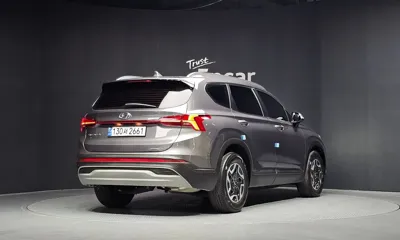 Hyundai Santafe 2023, 30943 км, за 20179.71 USD