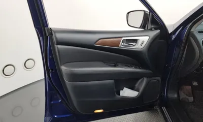 Nissan Pathfinder 2018, 89585 км, за 7811.08 USD - фото 24