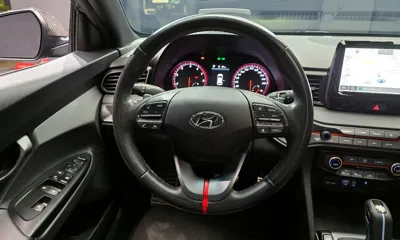 Hyundai Veloster 2018, 114880 км, за 6276.84 USD - фото 14
