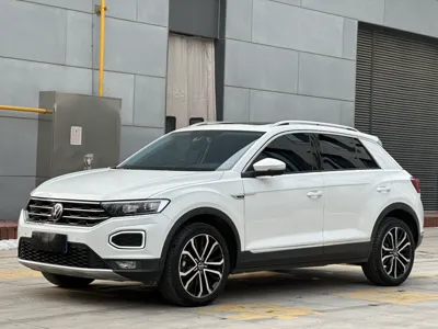 Volkswagen T-Roc · 2021 год