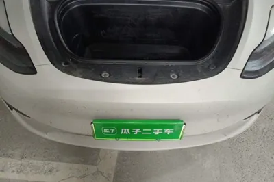 Tesla Model Y 2022, 29800 км, за 27165 USD