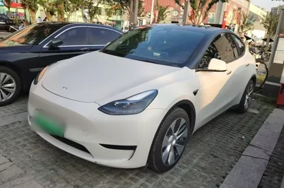 Tesla Model Y 2022, 29800 км, за 27165 USD - фото 8