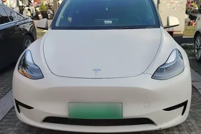 Tesla Model Y 2022, 29800 км, за 27165 USD - фото 9