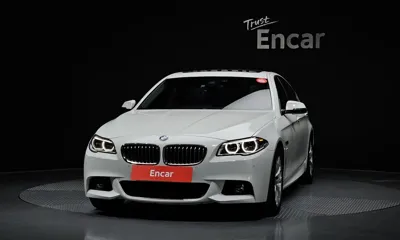 BMW 5-Series 2016, 82860 км, за 10726.12 USD