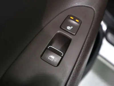 Hyundai Grandeur 2019, 120133 км, за 8205.33 USD - фото 12