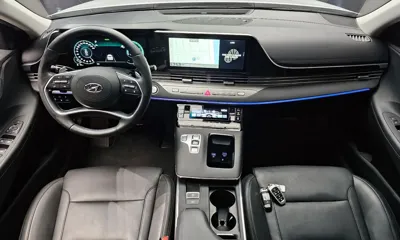 Hyundai Grandeur 2022, 73441 км, за 16187.64 USD - фото 7