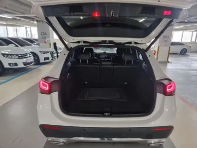 Mercedes-Benz GLA-Class 2021, 16644 км, за 25748.81 USD - фото 10