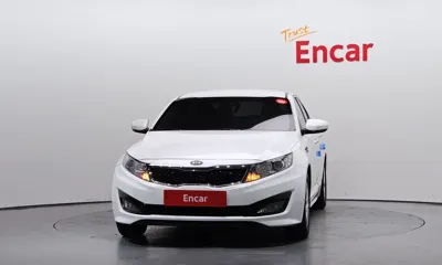 Kia K5 2012, 161729 км, за 2379.69 USD