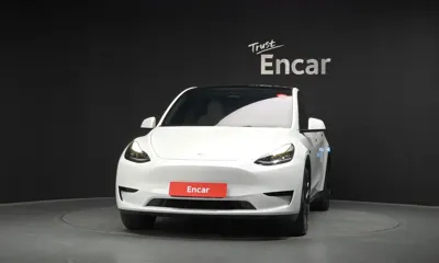 Tesla Model Y 2024, 20773 км, за 28599.36 USD