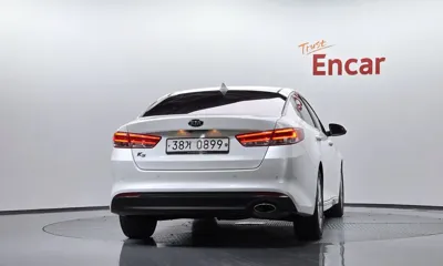 Kia K5 2016, 98634 км, за 6482.09 USD