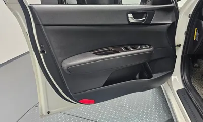 Kia K5 2016, 98634 км, за 6482.09 USD - фото 24