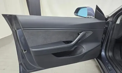 Tesla Model 3 2020, 112033 км, за 17486.83 USD - фото 24
