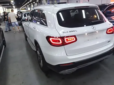 Mercedes-Benz GLC 2021, 84800 км, за 24635.67 USD