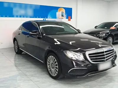 Mercedes-Benz E-Class 2020, 57699 км, за 30649.64 USD