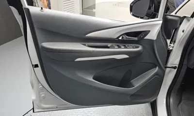 ChevroletGMDaewoo Bolt EV 2019, 93343 км, за 10437.18 USD - фото 24