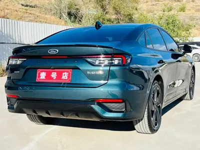 Ford Mondeo 2024, 28000 км, за 18834.24 USD