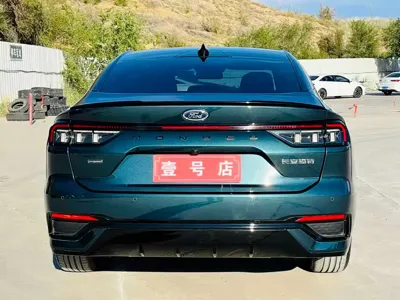 Ford Mondeo 2024, 28000 км, за 18834.24 USD