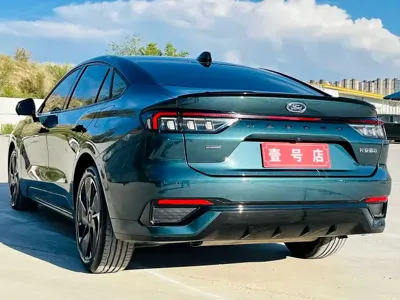 Ford Mondeo 2024, 28000 км, за 18834.24 USD - фото 6