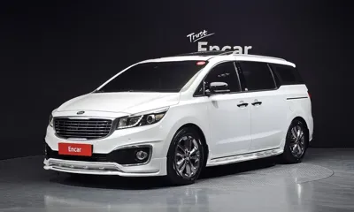Kia Canival · 2017 год