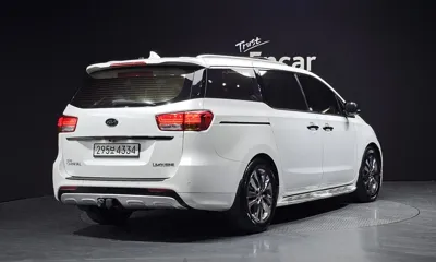 Kia Canival 2017, 192286 км, за 7293.09 USD