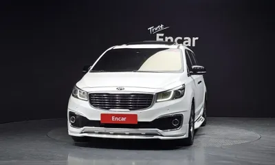 Kia Canival 2017, 192286 км, за 7293.09 USD