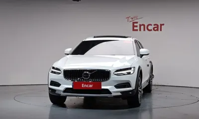 Volvo V90 2021, 43263 км, за 24377.55 USD