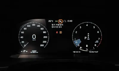 Volvo V90 2021, 43263 км, за 24377.55 USD - фото 8