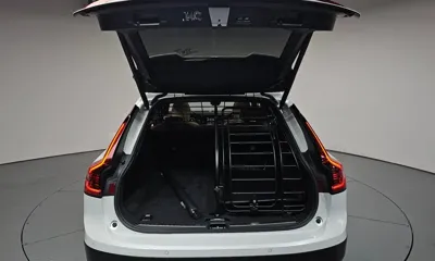 Volvo V90 2021, 43263 км, за 24377.55 USD - фото 20