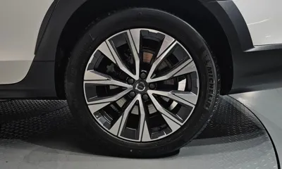 Volvo V90 2021, 43263 км, за 24377.55 USD - фото 21